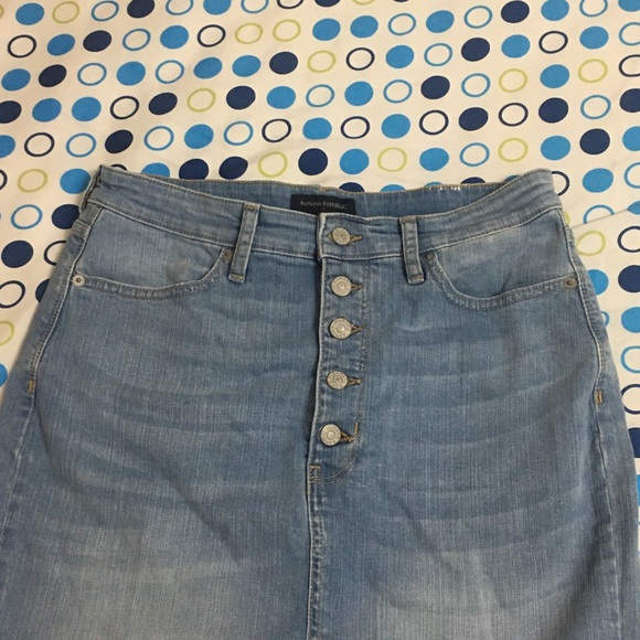 Denim Button-Front Skirt - Picture 6 of 9